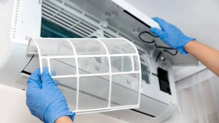 AC cleaning in Dubai's climate 